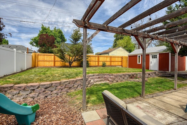 2410 W Upton Ave, Spokane, WA 99205 - view of yard with a pergola and an outdoor structure