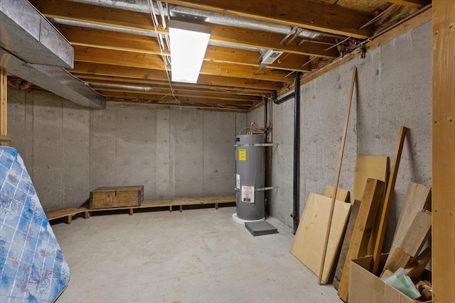 3716 S Alder Cir, Spokane, WA 99223 - unfinished basement featuring water heater
