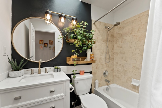3022 E Pineglen Ave, Mead, WA 99021 - full bath with shower / bath combo with shower curtain, toilet, and vanity