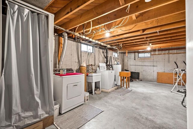 823 N Woodlawn Rd, Spokane Valley, WA 99216 - basement featuring separate washer and dryer