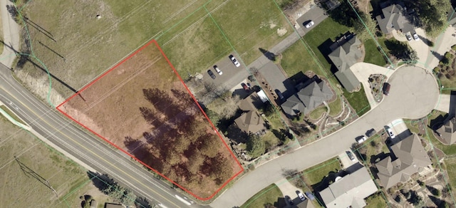 7285 E Columbia Dr, Spokane, WA 99212 - aerial overview of property's location featuring property boundaries highlighted