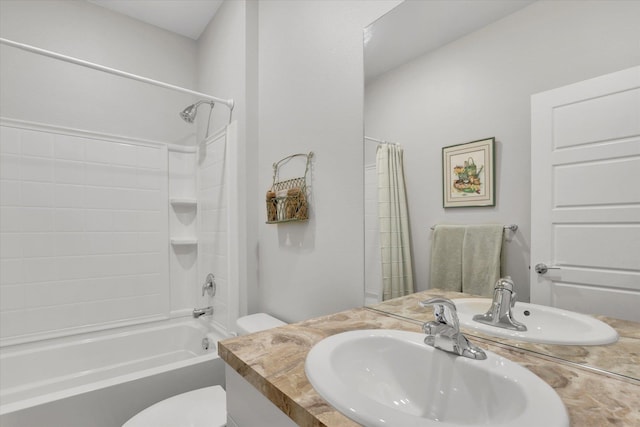 5704 W Jamestown Ln, Spokane, WA 99208 - full bathroom featuring toilet, shower / bath combo, and vanity