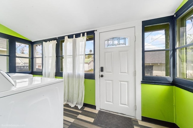 711 E Illinois Ave, Spokane, WA 99207 - foyer featuring washer / dryer and lofted ceiling