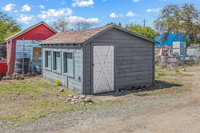 10807 E Trent Ave, Spokane Valley, WA 99206 - view of shed with fence