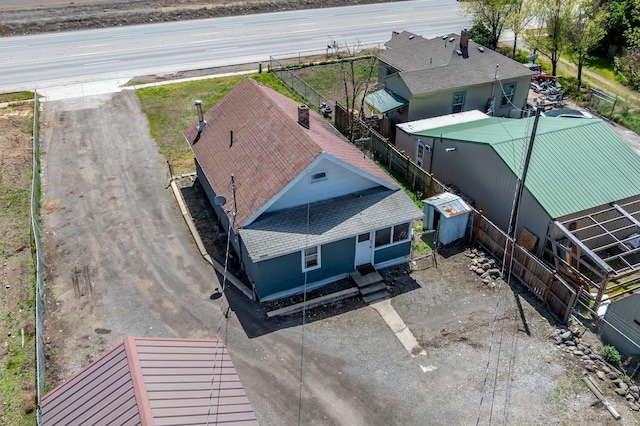 aerial view of property and surrounding area