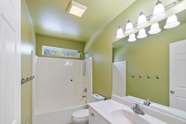2450 E Black Forest Ave, Post Falls, ID 83854 - full bath featuring toilet, vanity, and shower / tub combination