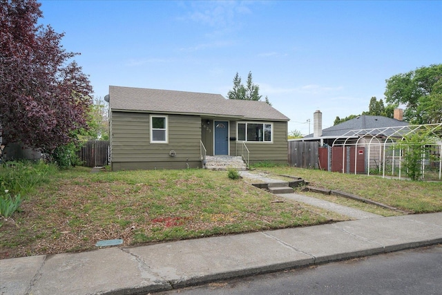 2623 W Olympic Ave, Spokane, WA 99205 - view of front facade featuring fence and entry steps