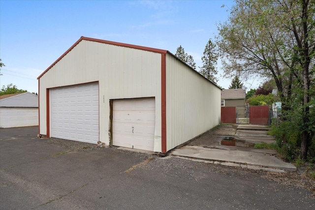 2623 W Olympic Ave, Spokane, WA 99205 - view of detached garage