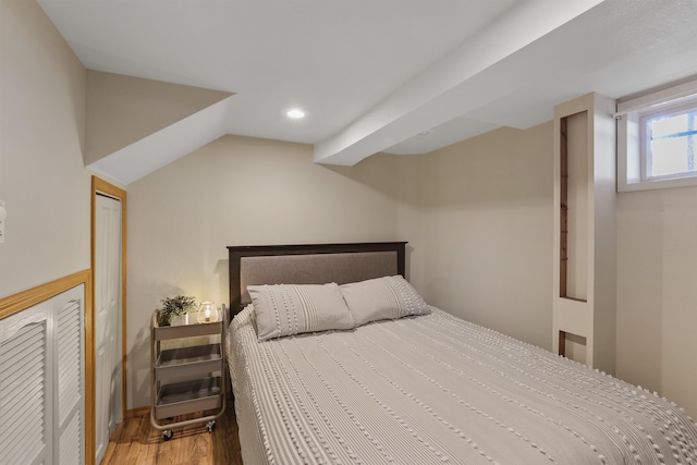 1007 S Bowdish Rd, Spokane Valley, WA 99206 - bedroom with wood finished floors, recessed lighting, and lofted ceiling