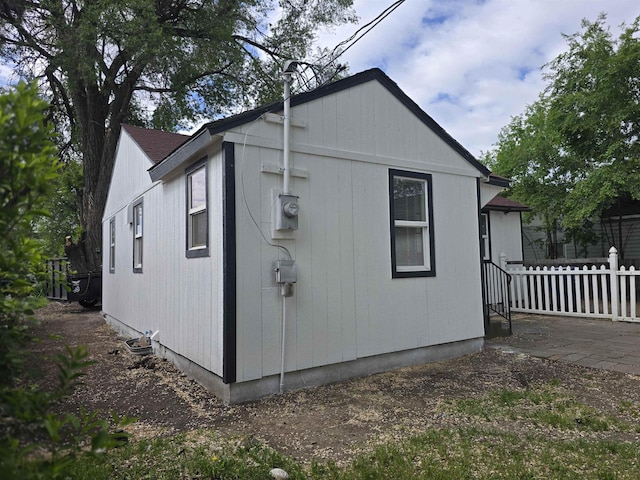 3019 E Augusta Ave, Spokane, WA 99207 - view of outbuilding with fence
