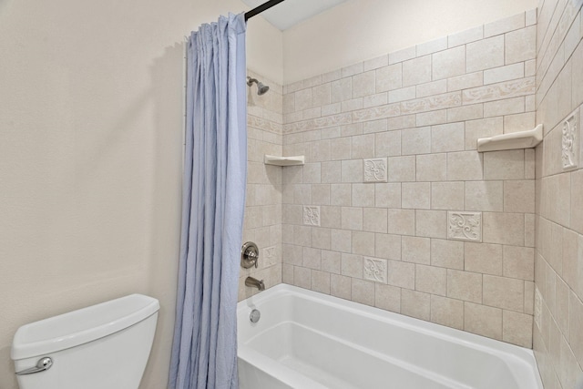 2212 W Gardner Ave, Spokane, WA 99201 - bathroom featuring toilet and shower / bath combo