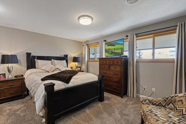2311 W Wedgewood Ave, Spokane, WA 99208 - bedroom featuring carpet and a textured ceiling