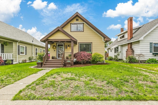 2211 W Sinto Ave, Spokane, WA 99201 - view of front of home featuring a front yard