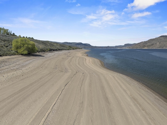 4005 Plum Pt E, Grand Coulee, WA 99133