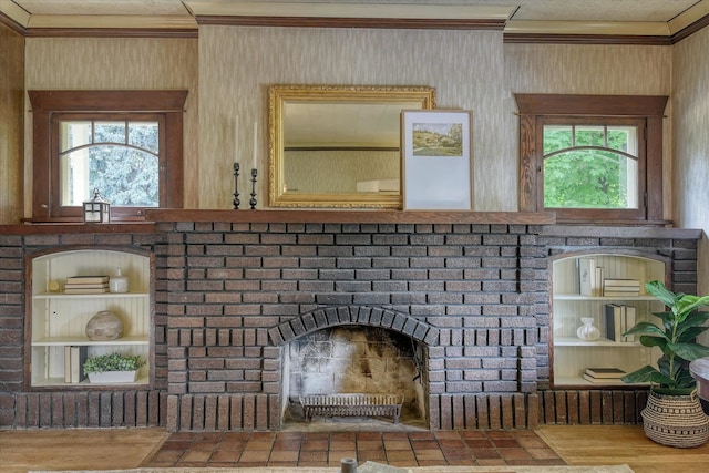 detailed view of crown molding