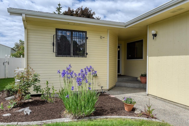 6923 N Hamilton St Unit 6923, Spokane, WA 99208 - entrance to property with fence