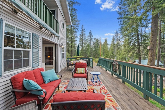 231 Mountain View Dr, Newport, WA 99156 - deck featuring outdoor dining space and an outdoor hangout area