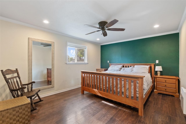 bedroom featuring ornamental molding, wood finished floors, recessed lighting, baseboards, and ceiling fan