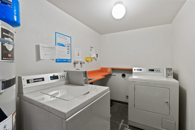 305 S Liberty Lake Rd Unit 8, Liberty Lake, WA 99019 - community laundry room featuring washing machine and dryer