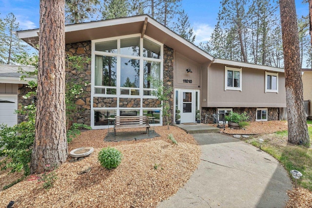 11010 E 28th Ave, Spokane, WA 99206 - view of front of house featuring stone siding