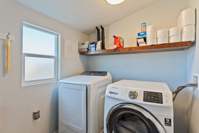 4521 E Fairview St, Spokane, WA 99217 - laundry area with independent washer and dryer
