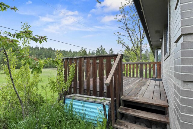 2362 Nicholson Rd, Elk, WA 99009 - view of deck