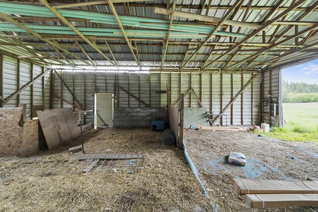 2362 Nicholson Rd, Elk, WA 99009 - view of garage