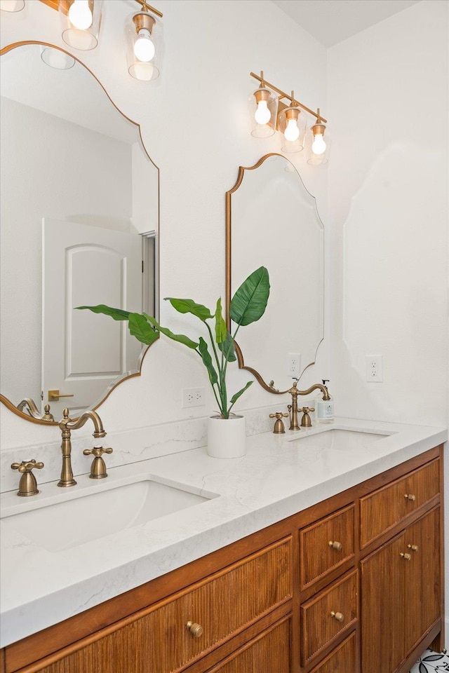 23114 W Mcfarlane Rd, Medical Lake, WA 99022 - full bathroom featuring double vanity