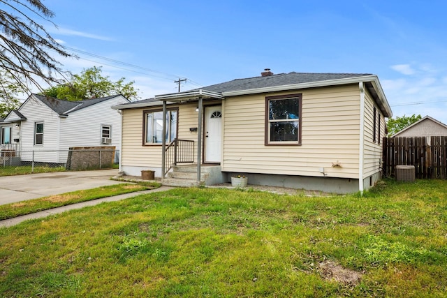 607 E Walton Ave, Spokane, WA 99207 - bungalow-style house featuring a chimney