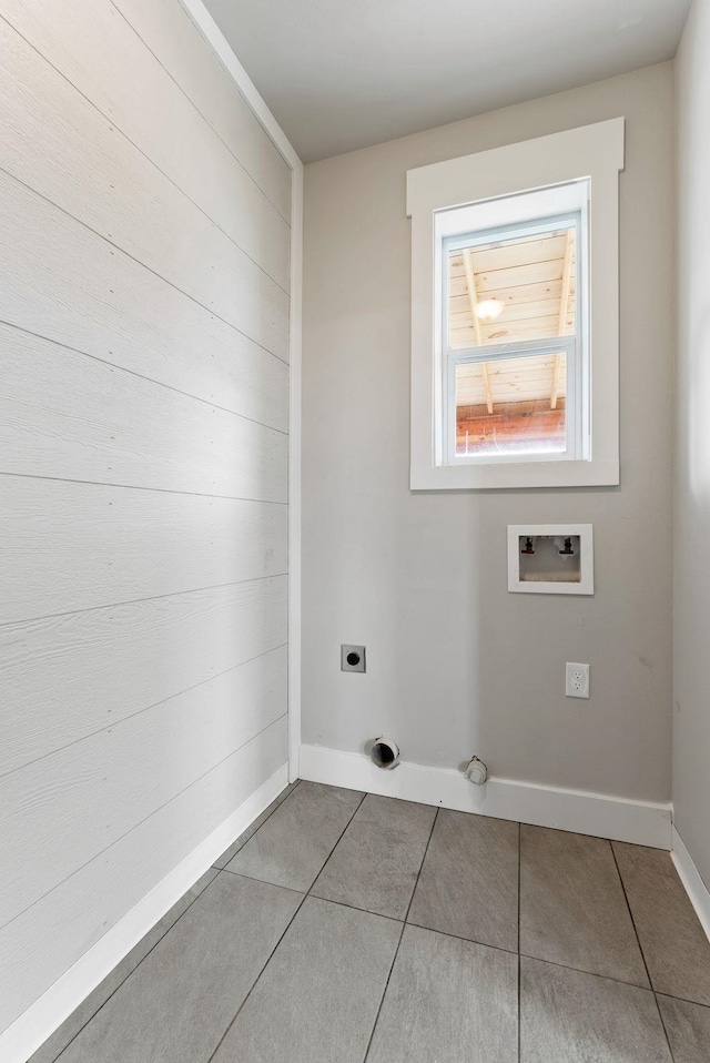 344 W Deer Park Milan Rd, Deer Park, WA 99006 - washroom with hookup for an electric dryer, hookup for a washing machine, tile patterned floors, and baseboards