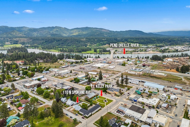 110 N Spokane Ave, Newport, WA 99156 - aerial view of property and surrounding area with a water and mountain view