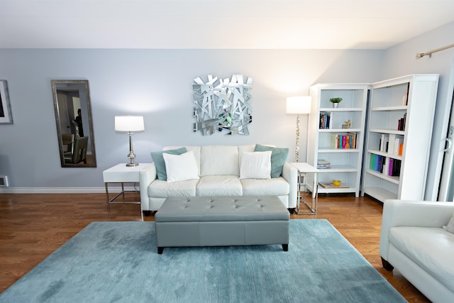 136 E Rockwood Blvd Unit 201, Spokane, WA 99202 - living room featuring wood finished floors and baseboards