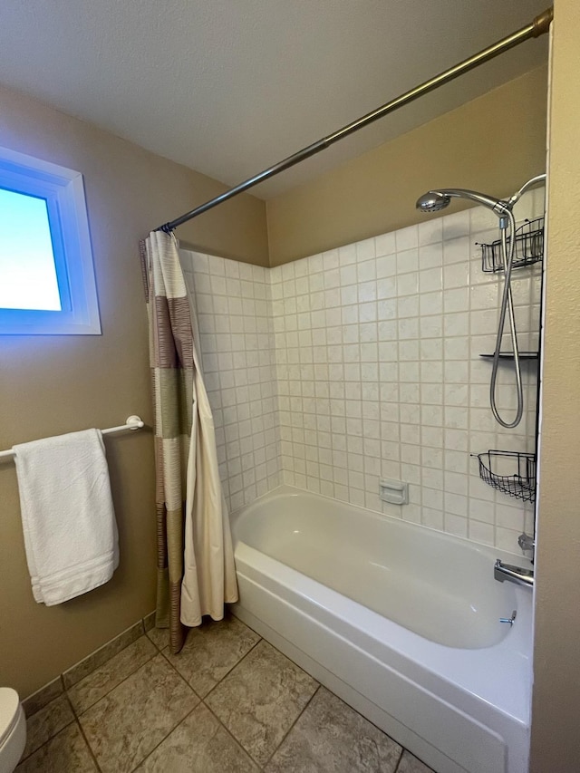 7878 N Wilding Dr Unit 14, Spokane, WA 99208 - bathroom with tile patterned flooring, shower / bath combo with shower curtain, and toilet