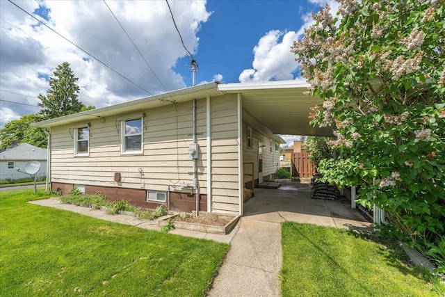 4218 N E St, Spokane, WA 99205 - view of home's exterior with a yard
