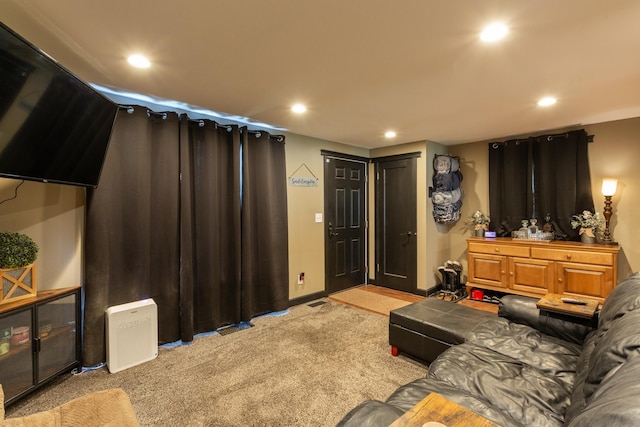 1207 E Bismark Ave, Spokane, WA 99208 - carpeted living area with recessed lighting