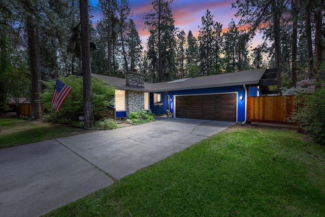 10808 47th Ave, Spokane Valley, WA 99206 - mid-century home featuring concrete driveway and a garage