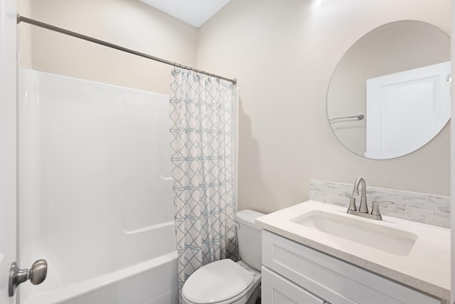 723 S Hatch St, Spokane, WA 99202 - bathroom with tasteful backsplash, toilet, vanity, and shower / tub combo