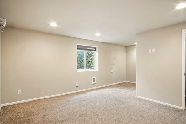 3016 N Walnut Street On A Dead End Street, Spokane, WA 99205 - unfurnished room featuring carpet flooring, baseboards, and recessed lighting