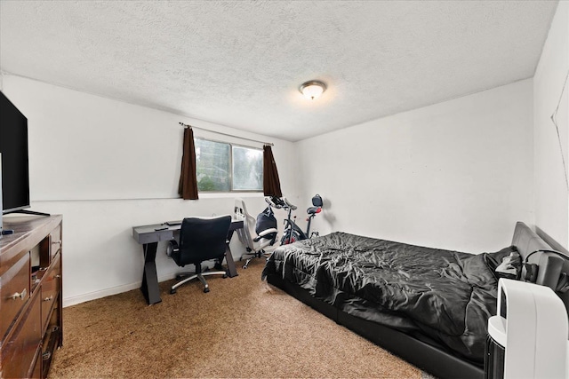 3712 E 12th Ave, Spokane, WA 99202 - bedroom featuring carpet and a textured ceiling