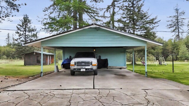 2111 W Mason Rd, Deer Park, WA 99006 - view of parking featuring driveway