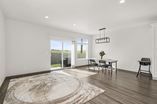 1116 Greenfield Dr, Cheney, WA 99004 - dining room with wood finished floors, recessed lighting, and baseboards