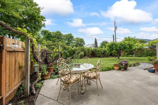 536 E 1st Ave, Colville, WA 99114 - view of patio with outdoor dining space