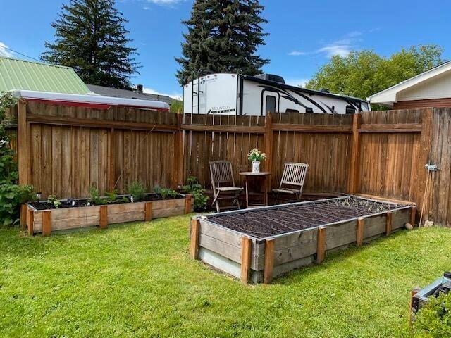536 E 1st Ave, Colville, WA 99114 - view of yard with a vegetable garden