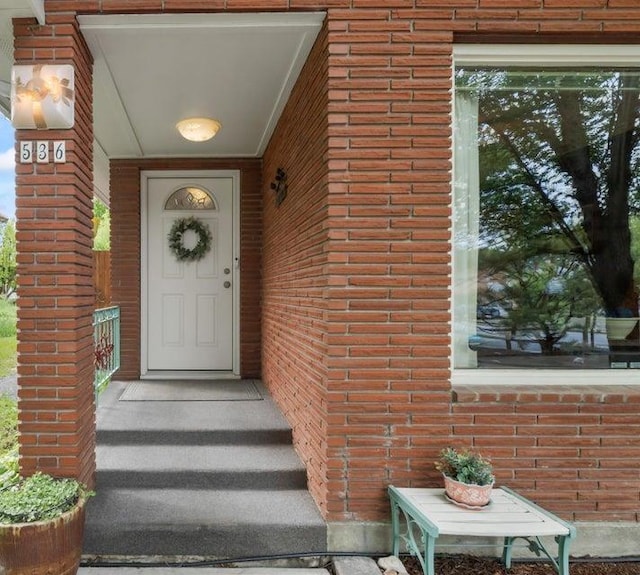 536 E 1st Ave, Colville, WA 99114 - entrance to property with brick siding