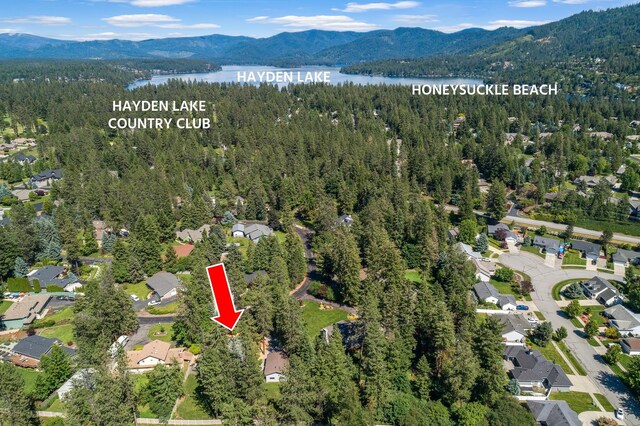 9887 N Circle Dr, Hayden, ID 83835