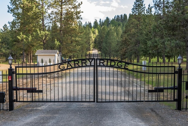 7909 N Garry Ln, Newman Lake, WA 99025 - view of gate