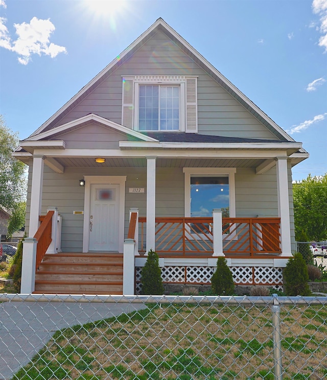 1327 N Howard St, Spokane, WA 99201 - view of front of property with covered porch