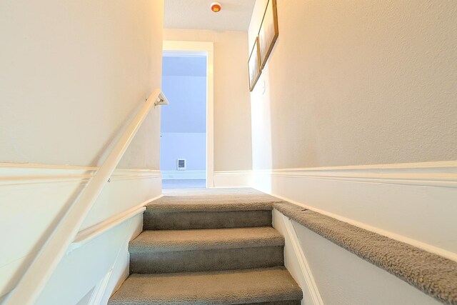 1327 N Howard St, Spokane, WA 99201 - view of stairway