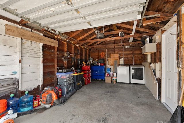 2924 N Smith St, Spokane, WA 99207 - garage with washing machine and dryer