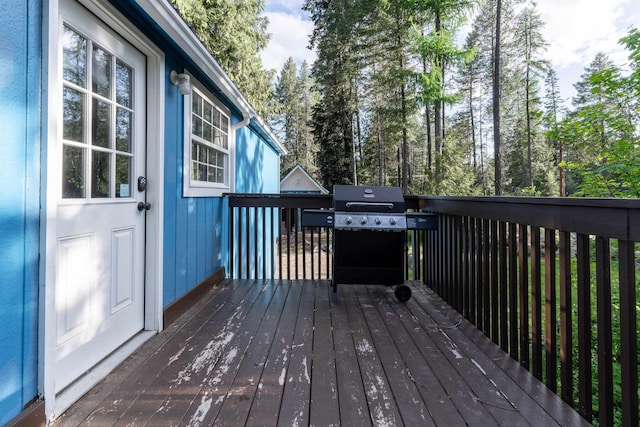8431 Fertile Valley Rd, Newport, WA 99156 - wooden terrace featuring grilling area